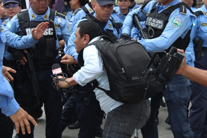 Periodistas-1024x682