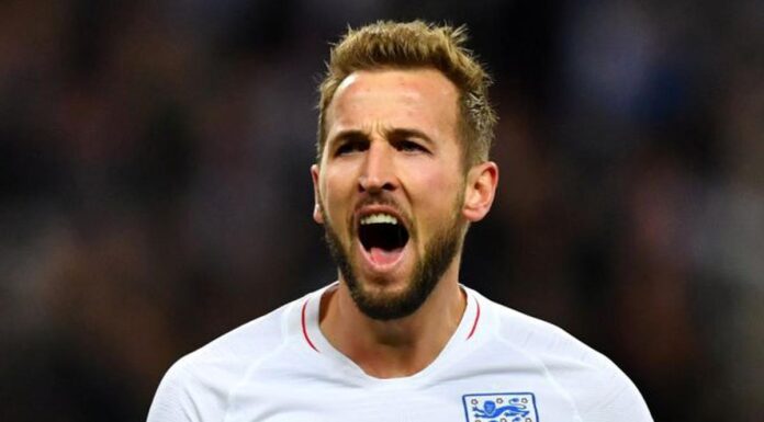 Una estatua de Harry Kane lleva años guardada porque no hay sitio para colocarla