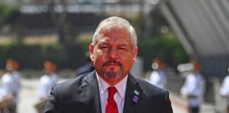 Canciller Enrique Reina: «Es imposible que Héctor Zelaya estuviera en reunión para asesinar a Arístides Gonzáles»