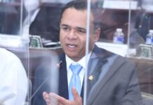 Iniciativa para quitar la personería a partidos políticos es una locura, señala el diputado nacionalista Jorge Zelaya