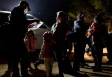 EE. UU. examinó de forma inadecuada a patrocinadores de niños migrantes que entraron solos