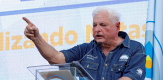 Panamá niega el salvoconducto al expresidente Martinelli para su salida hacia Nicaragua