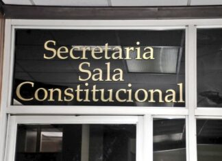 Convocan a sesión de la Sala de lo Constitucional, sin resolver el conflicto de la presidencia, denuncia magistrada
