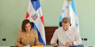 República Dominicana y Honduras acuerdan «fortalecer» el desarrollo económico bilateral