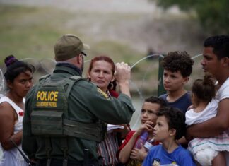 México repatriará a 42 menores hondureños que viajaban hacia EE.UU. no acompañados