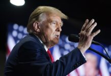 La retórica antiinmigrante de Donald Trump no disuade a algunos latinos de votar por él