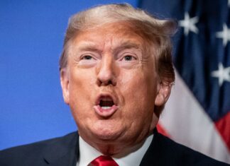 Juez pide al jurado que ignore la petición de la defensa de no enviar a Trump a prisión