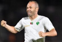 Iniesta juega su partido mil como profesional: «Me siento un privilegiado»