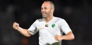 Iniesta juega su partido mil como profesional: «Me siento un privilegiado»