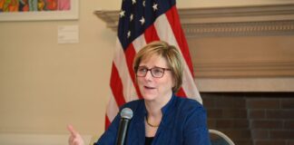 Embajadora Laura Dogu expresa sus condolencias a familiares de víctimas de puente colapsado en Baltimore