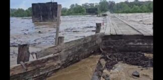 Varias comunidades quedan incomunicadas al caerse un puente en Iriona, Colón