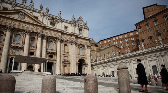 El Vaticano ha echado del clero a 18 religiosos belgas culpables de abusos sexuales