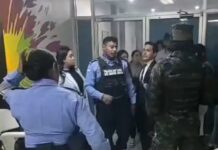 Al menos 5 lesionados en enfrentamiento entre miembros de Libre y la Policía Nacional en la Senaf