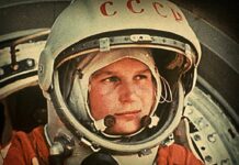 Rusia honra a Gagarin, el primer astronauta, al cumplirse 90 años de su nacimiento