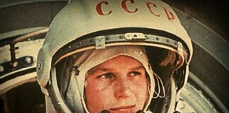 Rusia honra a Gagarin, el primer astronauta, al cumplirse 90 años de su nacimiento