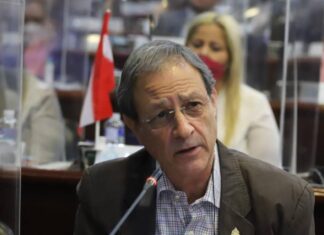 Luis Redondo “tiró al cesto de la basura” la oportunidad de traer la CICIH, afirma Mauricio Villeda