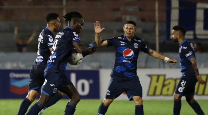 Motagua alcanza un momentáneo liderato del fútbol de Honduras al empatar con Victoria