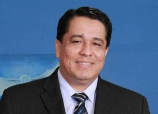 Pastor Roy Santos asevera que Libre no continuará en el poder:«Dios me dijo que será otro partido»
