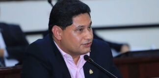 Diputado Ramón Carranza dice que «No denunciar el abuso de Nicolás Maduro contra la democracia en Venezuela, es respaldarlo»