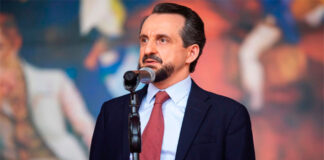 Rodolfo Pastor de María: «Si un funcionario público participa en campaña política, será destituido»