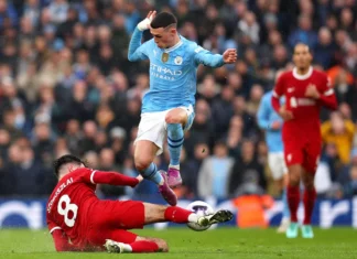 El Liverpool y Manchester City empatan 1-1 y dejan líder al Arsenal
