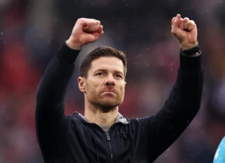Xabi Alonso confirma que se queda al menos otro año más al frente del Bayer Leverkusen