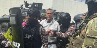 Advierten intento suicidio de exvicepresidente de Ecuador detenido en Embajada de México