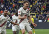 Bayer Leverkusen mantiene su invicto en un empate de último minuto ante el borussia dortmund