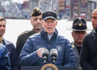 Joe Biden visita el puente de Baltimore: «Sé lo que es perder un pedazo del alma al recibir una llamada»