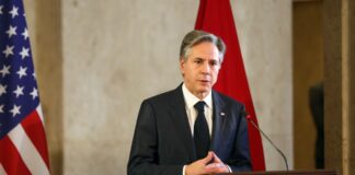 Blinken reitera a Egipto que escalada de Irán «no beneficia a nadie» en la región