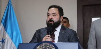 El presidente del Congreso Nacional presenta iniciativa de ley para proteger zonas boscosas afectadas por incendios provocados