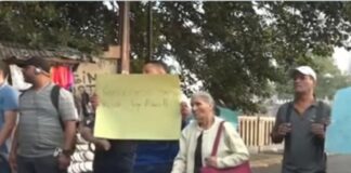 Locatarios del mercado San Isidro de la capital piden al alcalde Aldana que se respete sus puestos de ventas