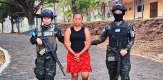 Honduras captura a una pandillera salvadoreña acusada en su país de terrorismo y extorsión