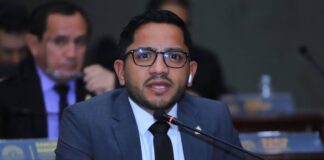 Sea admitida o no la renuncia, Salvador Nasralla no va a poder ser candidato, señala diputado de Libre