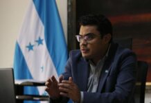 Vicecanciller Gerardo Torres descarta aspirar a cargo de elección popular