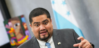 Ministro de Desarrollo Social de Honduras: La pobreza no tiene color político