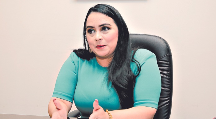 Surgen nuevas denuncias contra la directora del INAMI, Ninfa Flores por Nepotismo y Corrupción