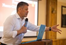 Vicealcalde Omar Menjívar denuncia acto de vandalismo en su oficina y pide a Contreras que se trate su salud mental por el bien de SPS