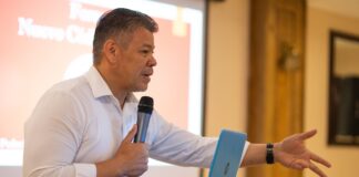 Vicealcalde Omar Menjívar denuncia acto de vandalismo en su oficina y pide a Contreras que se trate su salud mental por el bien de SPS