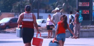 Según Conadeh, cerca de 980 mil madres son el pilar del 38.2% de los hogares en Honduras.