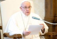 La libertad de prensa es fundamental para informar de manera no ideológica, señala el papa Francisco