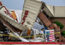 Aumentan a 11 los muertos por tormentas en Texas, Oklahoma y Arkansas