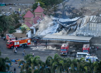 Un incendio en un complejo de juegos causa al menos 25 muertos en el oeste de la India