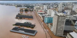 Suben a 108 los muertos y a 136 los desaparecidos por las inundaciones en el sur de Brasil