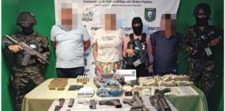 Agentes policiales detienen a tres miembros de una banda criminal en Copán