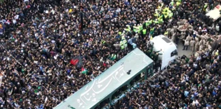 Irán realiza un masivo entierro al presidente Raisí tras tres días de funerales