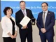 El astronauta López-Alegría recibe la Medalla de Oro de la Universidad de Almería