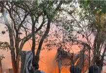 Voraz incendio consume tres viviendas en Ocotillo, Cortés