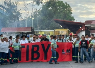 Empleados de Stibys se manifiestan exigiendo firma de contrato colectivo y otros derechos