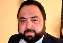 Luis Redondo defiende el bono del Día de la Madre, “son para que los diputados compren canastas”